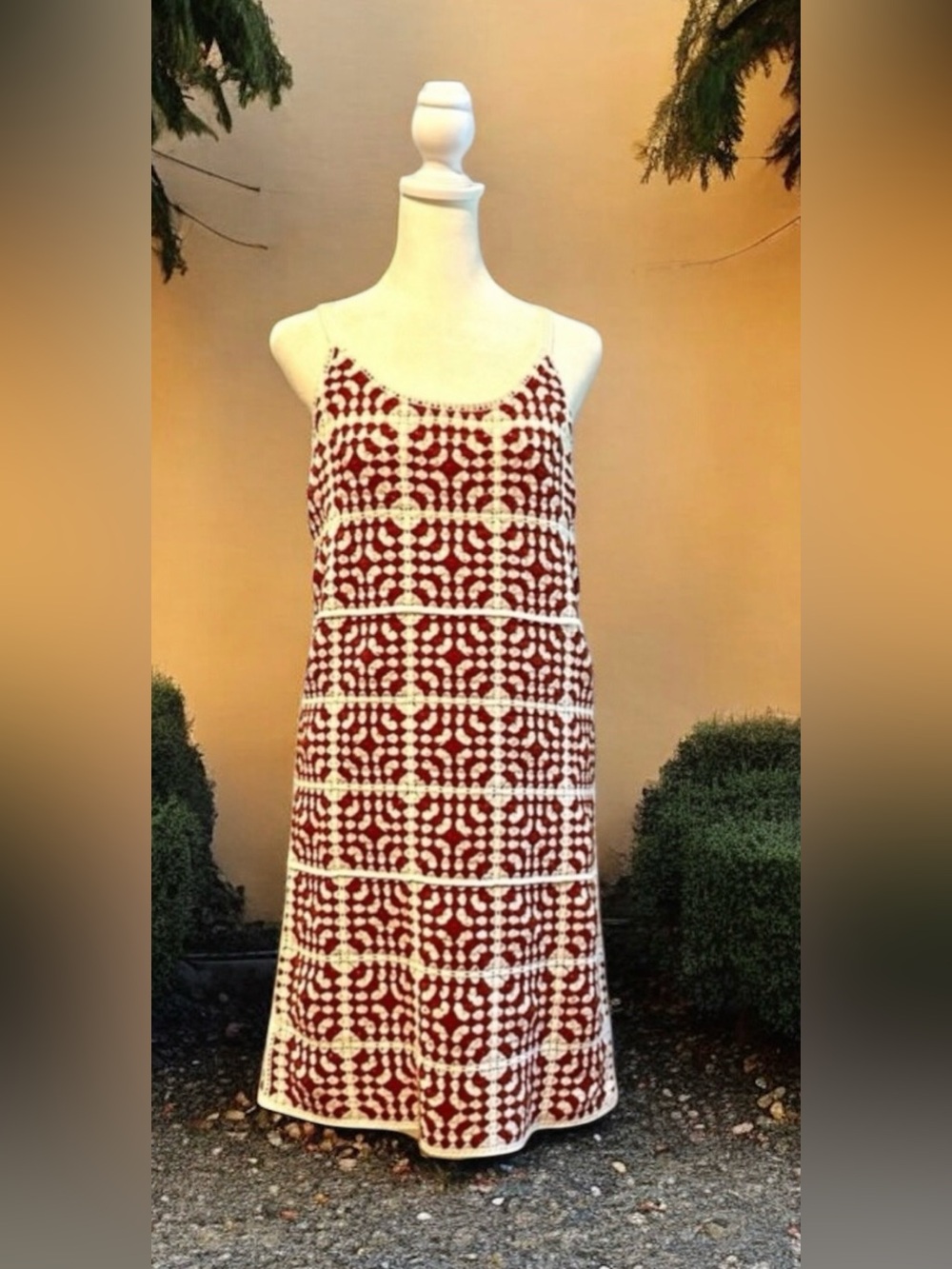 Willow&Wind  Elegant crochet Knit  dress Size M  
Granny squares Boho chic Retro